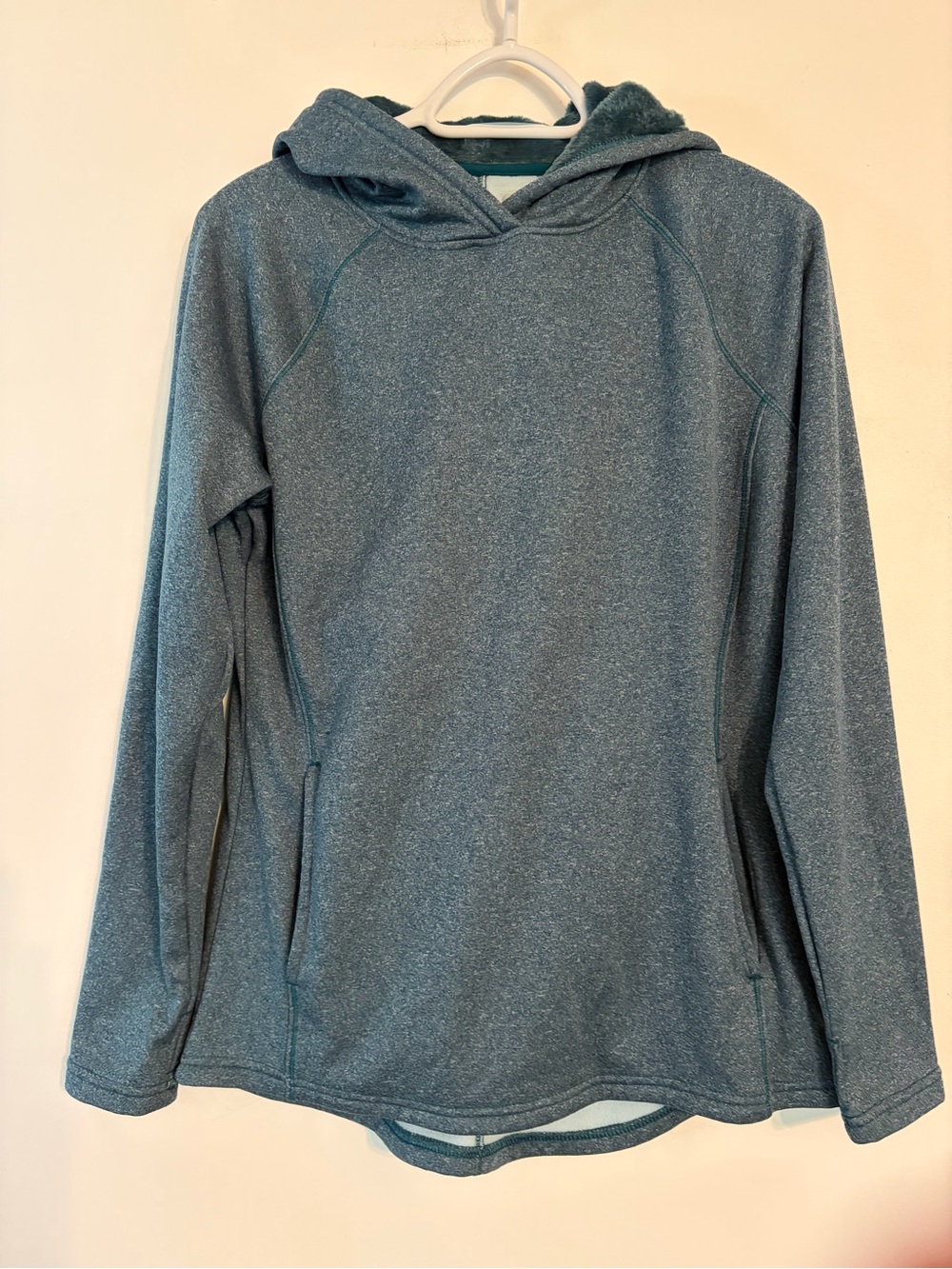 Athletic Works Women's Teal Hoodie with fuzzy Sherpa hood Medium Outdoor Hiking